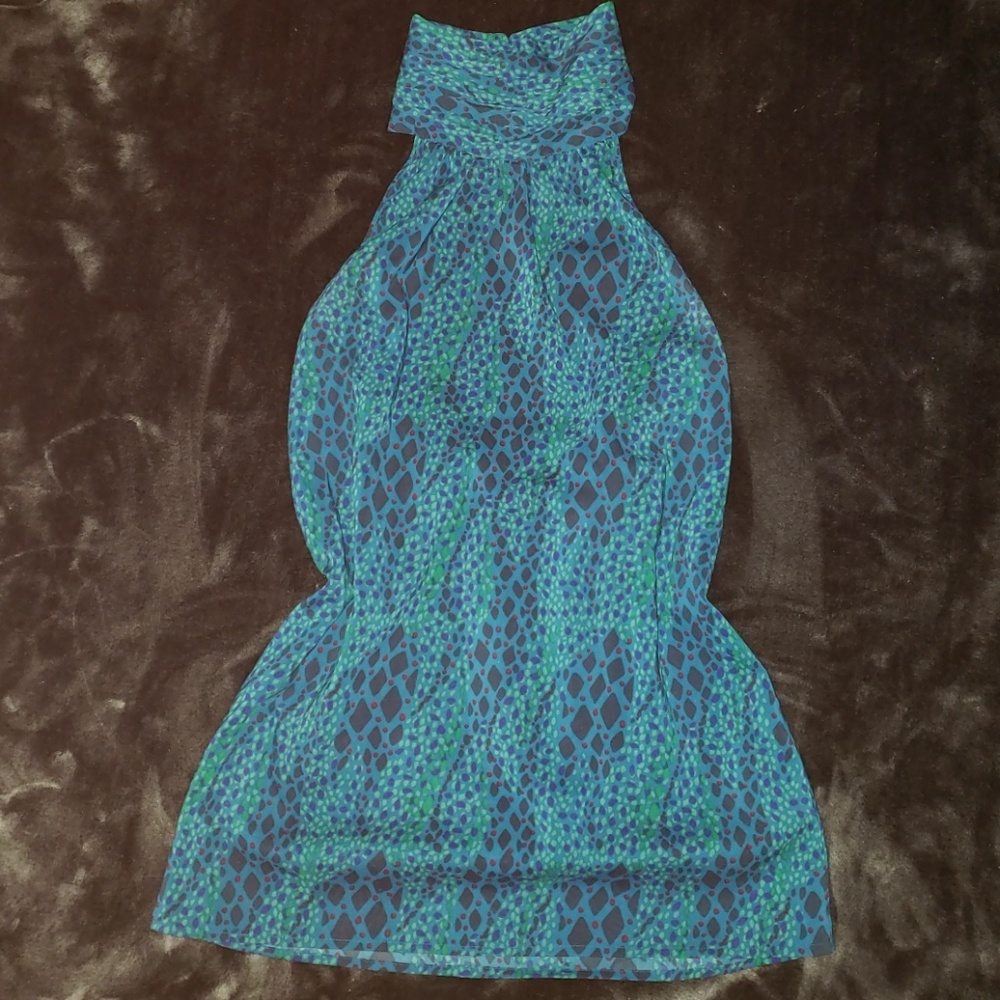 Turquoise Halter top - Picture 4 of 8